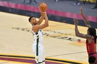 Giannis Antetokounmpo (#34) of the Milwaukee Bucks.